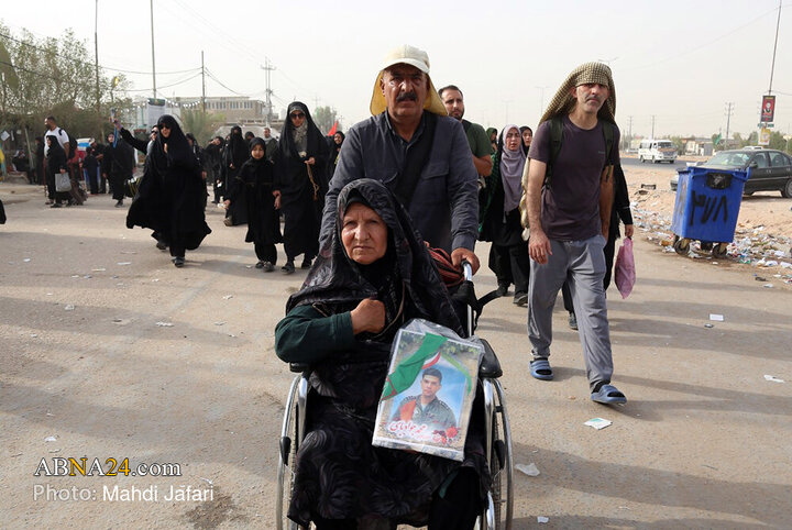 کاروان ملت‌ها در مسیر عشق حسینی