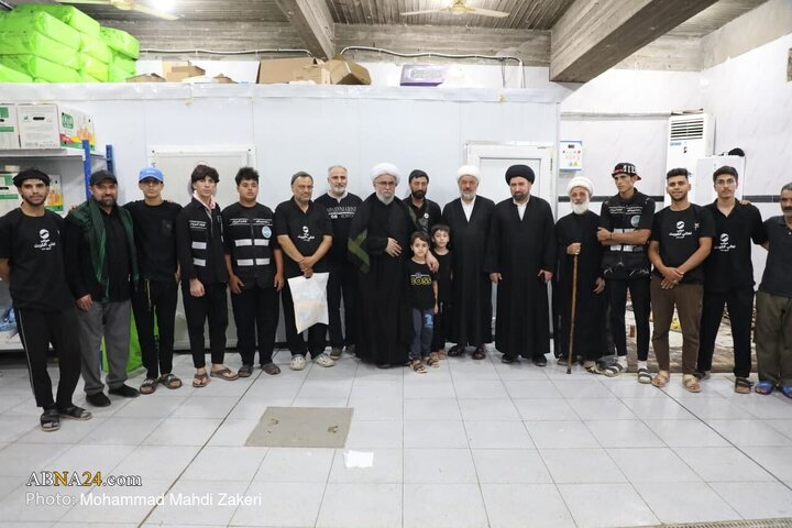 بازدید دبیرکل از موکب و حسینیه اهالی کویت در عمود ۷۹۹ نجف به کربلا