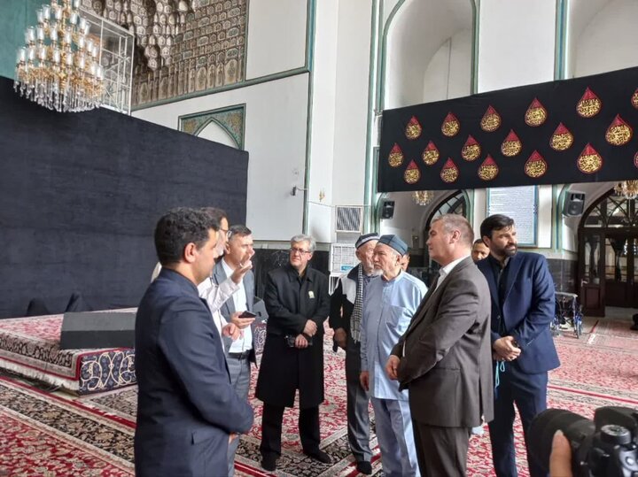 بازدید رئیس مرکز تمدن اسلامی ازبکستان از جاذبه‌های تاریخی و فرهنگی حرم رضوی + تصاویر