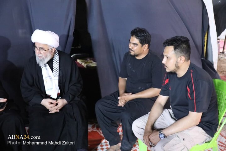 گزارش تصویری | حضور دبیرکل مجمع جهانی اهل بیت(ع) در موکب شیعیان تایلند در مسیر نجف به کربلا