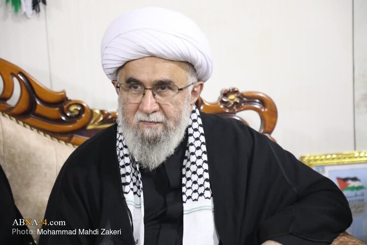 گزارش تصویری |حضور آیت‌الله رمضانی در موکب «نداء الاقصی» در طریق الحسین