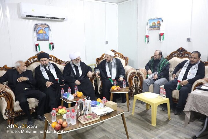 گزارش تصویری |حضور آیت‌الله رمضانی در موکب «نداء الاقصی» در طریق الحسین