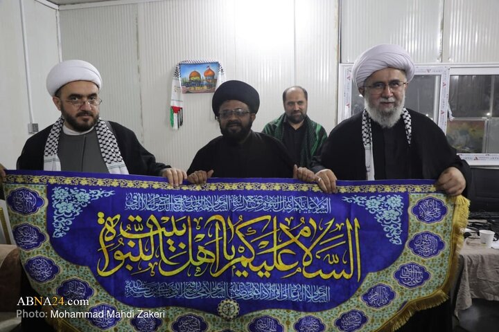 گزارش تصویری |حضور آیت‌الله رمضانی در موکب «نداء الاقصی» در طریق الحسین