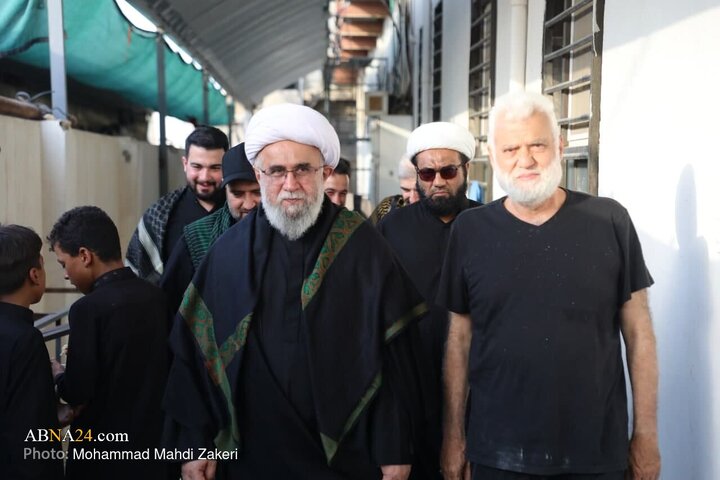 گزارش تصویری | حضور آیت‌الله رمضانی در موکب شیعیان لبنان در طریق الحسین