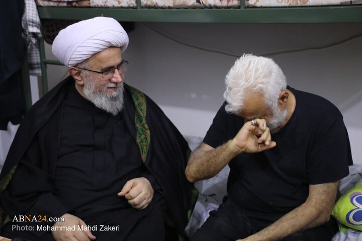 گزارش تصویری | حضور آیت‌الله رمضانی در موکب شیعیان لبنان در طریق الحسین