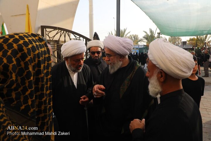 گزارش تصویری | حضور آیت‌الله رمضانی در موکب شیعیان لبنان در طریق الحسین