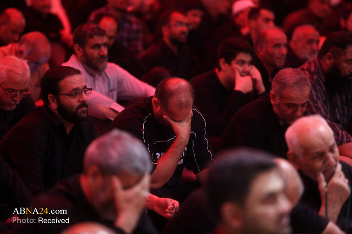 مراسم عزاداری زائران حرم حضرت معصومه (س) در شب اربعین حسینی