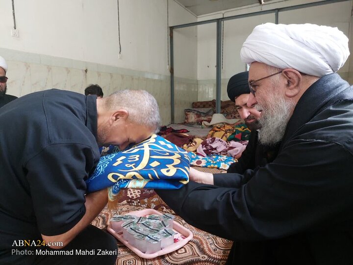 تقرير مصور/ حضور الأمين العام للمجمع العالمي لأهل البيت (ع) في مسيرة الأربعين الحسينية