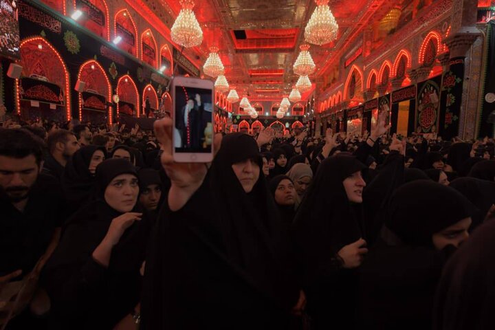 گزارش تصویری | سیل جمعیت زائران اربعین در حرم امام حسین(ع)