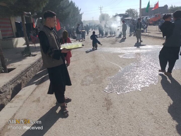 گزارش تصویری | راهپیمایی هزاران نفر به سمت حرم امام‌زاده یحیی(ع) شهر سرپل افغانستان در اربعین