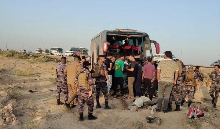 تصادف وحشتناک جان ۲ زائر اربعین را در نزدیکی مرز عراق با ایران گرفت
