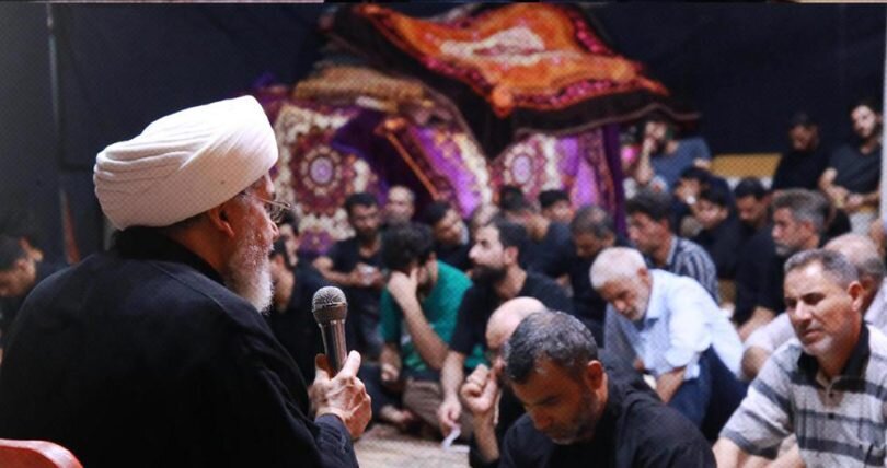 حسينية الإمام علي البحرينية تقدم المحاضرات الدينية والعقائدية والفكرية لزوار الأربعين في كربلاء