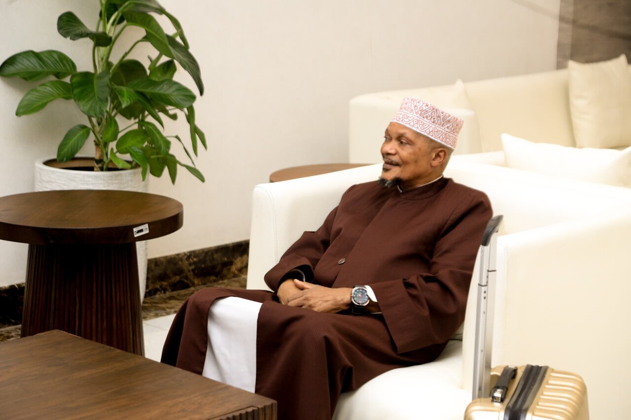 Mufti wa Tanzania, Sheikh Dkt. Abubakar Zuber, Arejea Nchini Baada ya Kikao cha Kimataifa Nchini Misri