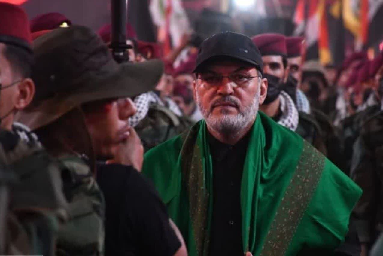 رژه باشکوه کتائب سیدالشهدا در شب اربعین با حضور ابوآلاء الولائی/ نمایش وحدت مقاومت و عاشورا