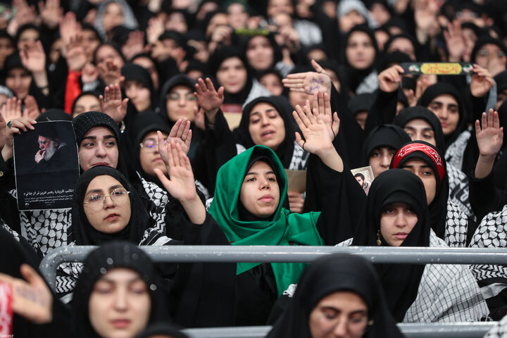 Photos (1): Arbaeen mourning ceremony held in Imam Khomeini Hussainiyah
