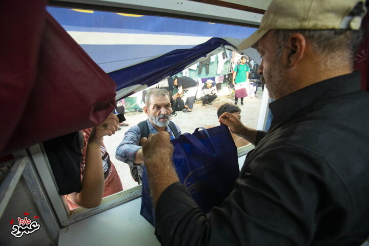 Photos: Washing clothes of Arbaeen pilgrims at Hazrat Masoumeh Mawkib