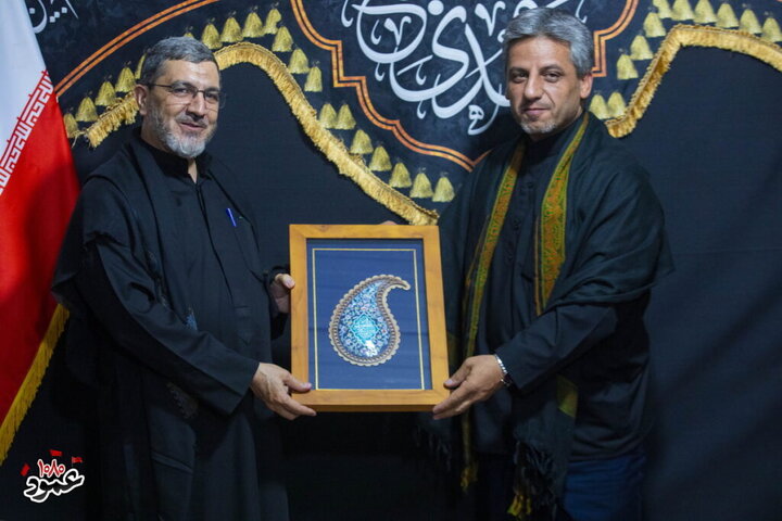 Photos: Director General of Islamic Radio and Television Union attends Hazrat Masoumeh Mawkib