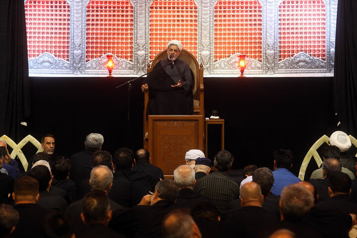 Photos: Arbaeen's night mourning ceremony held at Hazrat Masoumeh holy shrine