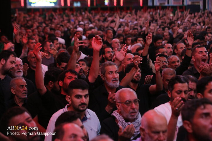 تقرير مصور/ ليلة الأربعين في كربلاء؛ ذروة الشوق والولاء في الحرم الحسيني