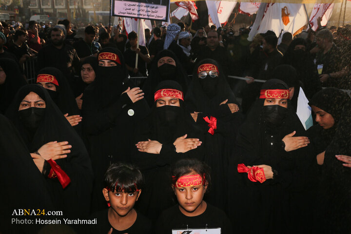 تقرير مصور/ أجواء حرم الإمام الحسين (ع) وأخيه العباس في ليلة الأربعين بمدينة كربلاء المقدسة