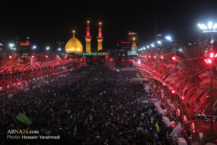 تقرير مصور/ أجواء حرم الإمام الحسين (ع) وأخيه العباس في ليلة الأربعين بمدينة كربلاء المقدسة