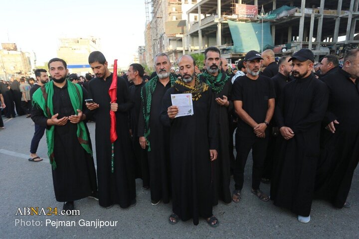 تقرير مصور/ قراءة دعاء زيارة الأربعين للإمام الحسين(ع) في حرمه الطاهر