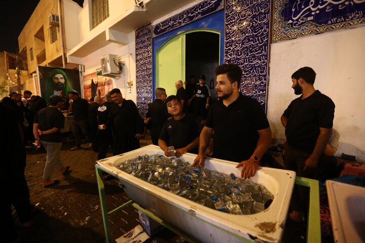 تقرير مصور/ هدمها صدام في التسعينيات... حسينية اهالي الجعيفر في كربلاء تخدم الزائرين منذ العام (1937)