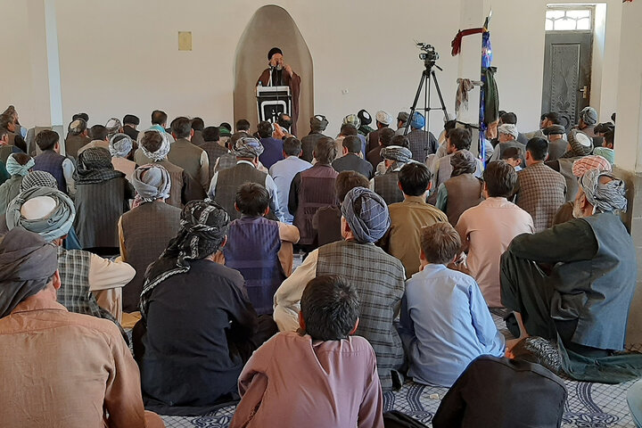عکس خبری | نماز جمعه شیعیان افغانستان در روستای میررزاولنگ