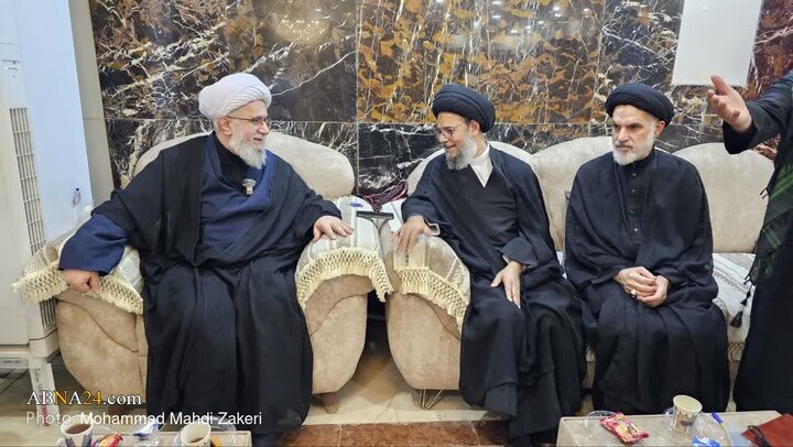 گزارش تصویری | دیدار علما و نخبگان کشورهای مختلف با دبیرکل مجمع جهانی اهل‌بیت(ع) در کربلا معلی _ ۱