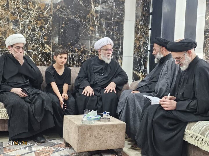 گزارش تصویری | دیدار علما و نخبگان کشورهای مختلف با دبیرکل مجمع جهانی اهل‌بیت(ع) در کربلا معلی _ ۱
