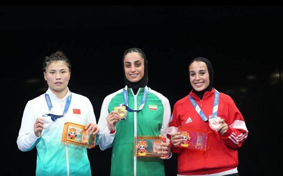 Video: Military Salute by Iran’s Golden Wushu Girl 'Yasaman Bagherzade'
