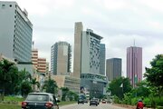Ang Kuwento ng Lungsod ng Abidjan: Mula sa mga Pamayanang Mangingisda hanggang sa “Paris ng Kanlurang Africa”