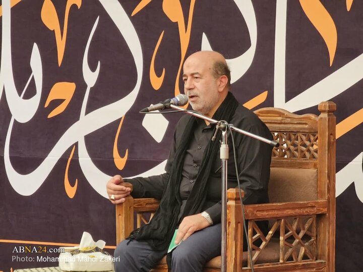 تقرير مصور/ الأمين العام للمجمع العالمي لأهل البيت (ع) يحضر في موكب المحسنين بمدينة كربلا ويلقي كلمة