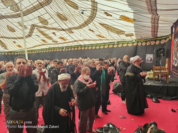 تقرير مصور/ الأمين العام للمجمع العالمي لأهل البيت (ع) يحضر في موكب المحسنين بمدينة كربلا ويلقي كلمة