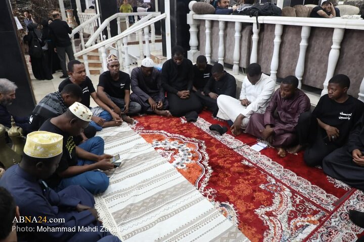 تقرير مصور/ لقاء علماء ونخب من مختلف بلدان بالأمين العام للمجمع العالمي لأهل البيت (ع) في كربلاء المقدسة – 2