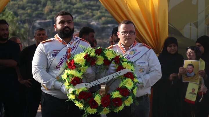 جماهير المقاومة شيعوا الجريح الشّهيد الحاج ماهر شعيتو في الطيري جنوب لبنان