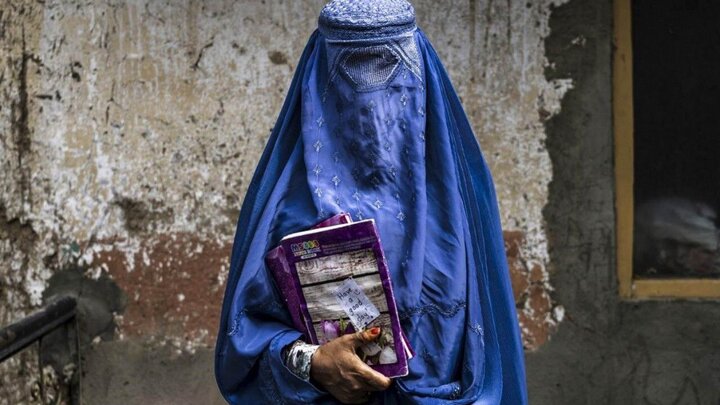 وعده تازه طالبان / بازگشایی مدارس دخترانه منوط به صدور «مجوز شرعی»