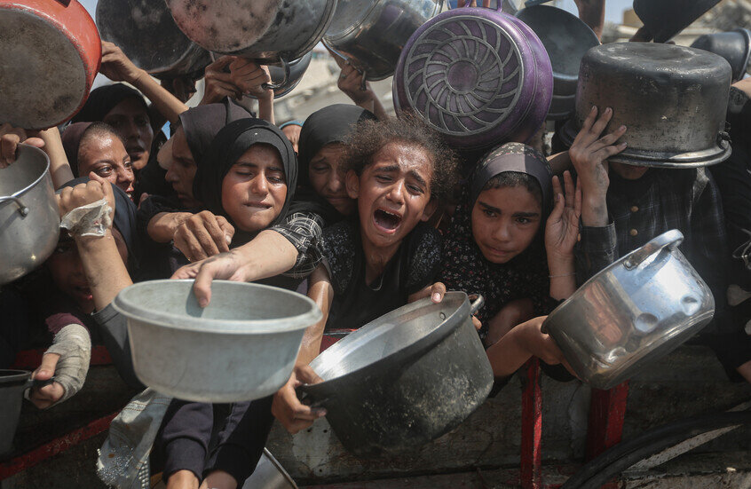 تقرير جديد: إسرائيل تجري محادثات لنقل فلسطينيين من غزة إلى دولة إفريقية