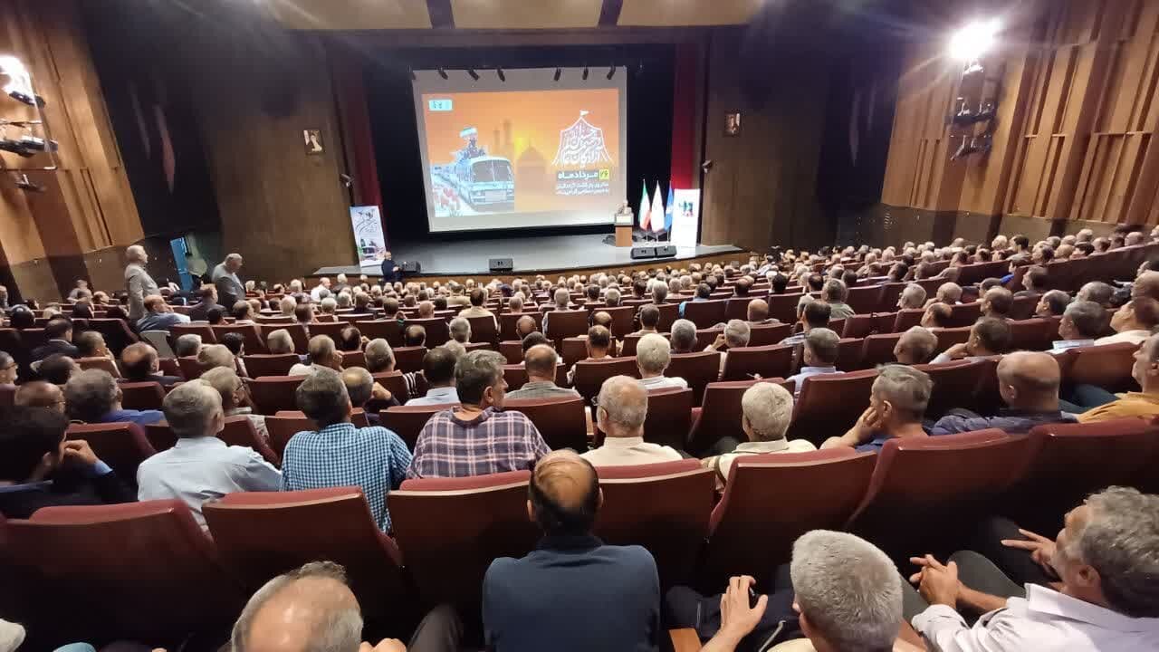 آزادگان چراغ‌های درخشان کشور و میراث‌داران ایثارند