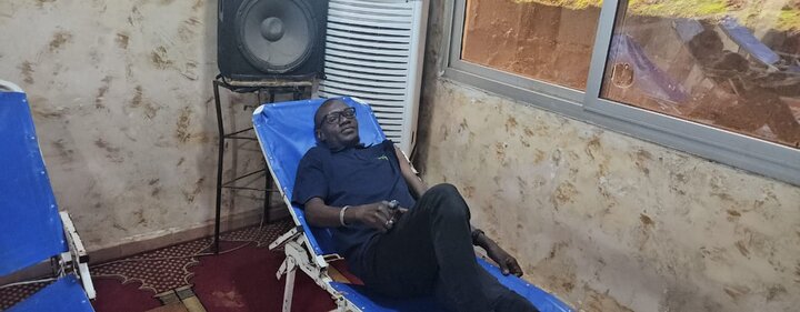 تقرير مصور/ التبرع بالدم برعاية جمعية "الرحمان" في دولة مالي بمناسبة أربعينة الإمام الحسين(ع)