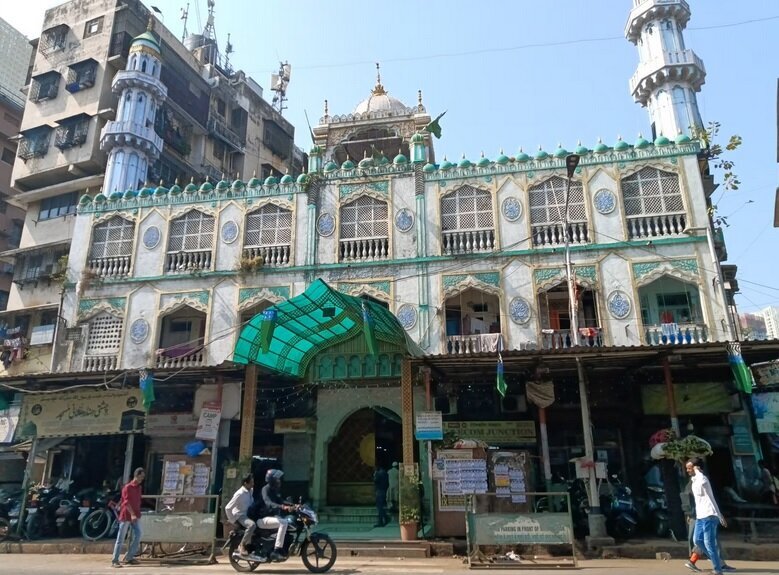 孟买清真寺在印度独立日迎接非穆斯林访客  孟买清真寺在印度独立日迎接非穆斯林访客