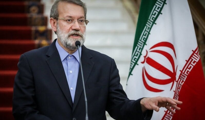 Laricani: Bölge ülkeleriyle dayanışma içindeyiz, onlara talimat vermiyoruz