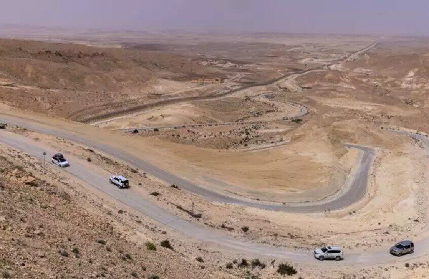 إسرائيل تعيد فتح أهم الطرق على الحدود المصرية