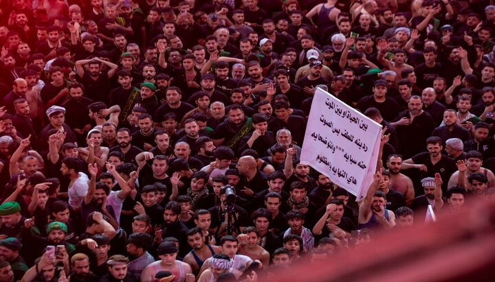 تقرير مصور/ الصحن الحسيني يحتضن المعزين من داخل العراق وخارجه في اليوم الأربعين