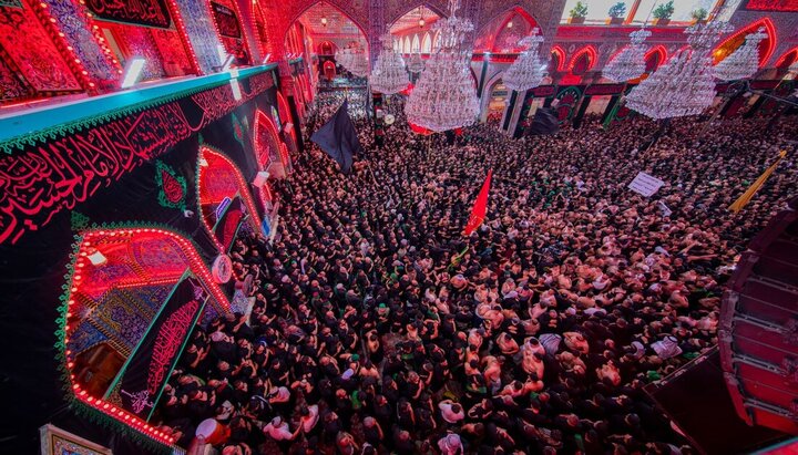 تقرير مصور/ الصحن الحسيني يحتضن المعزين من داخل العراق وخارجه في اليوم الأربعين