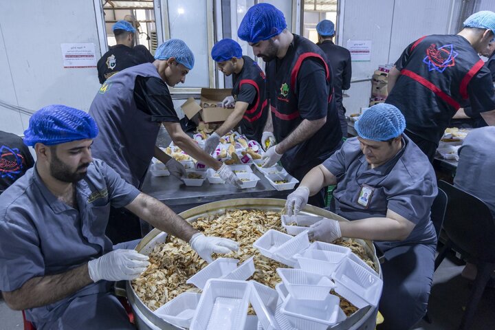 تقرير مصور/ مضيف العتبة العباسيةالمقدسة يعلن تقديم أكثر من 7 ملايين وجبة طعام لزائري الأربعين