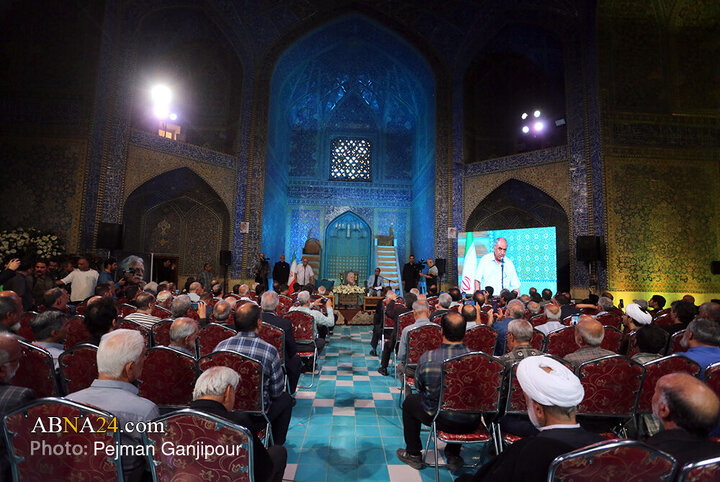 گزارش تصویری | مراسم بزرگداشت استاد فرشچیان در حوزه علمیه امام صادق (ع) اصفهان