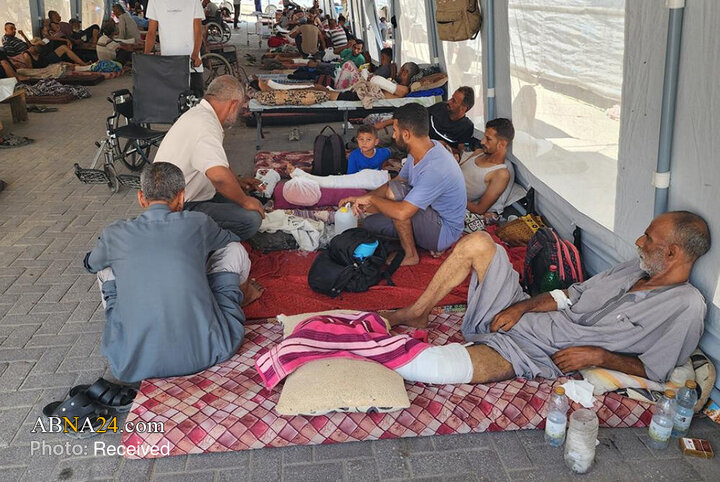 گزارش تصویری | خدمت‌رسانی به مجروحان خان یونس در محوطه بیمارستان ناصر