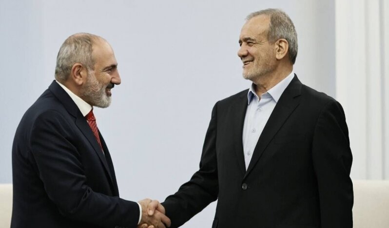 İran ve Ermenistan arasında 10 ayrı anlaşma imzalandı