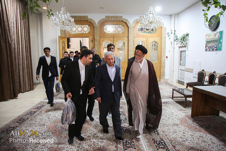وزیر امنیت غذایی و تحقیقات ملی پاکستان در حرم حضرت معصومه (س)